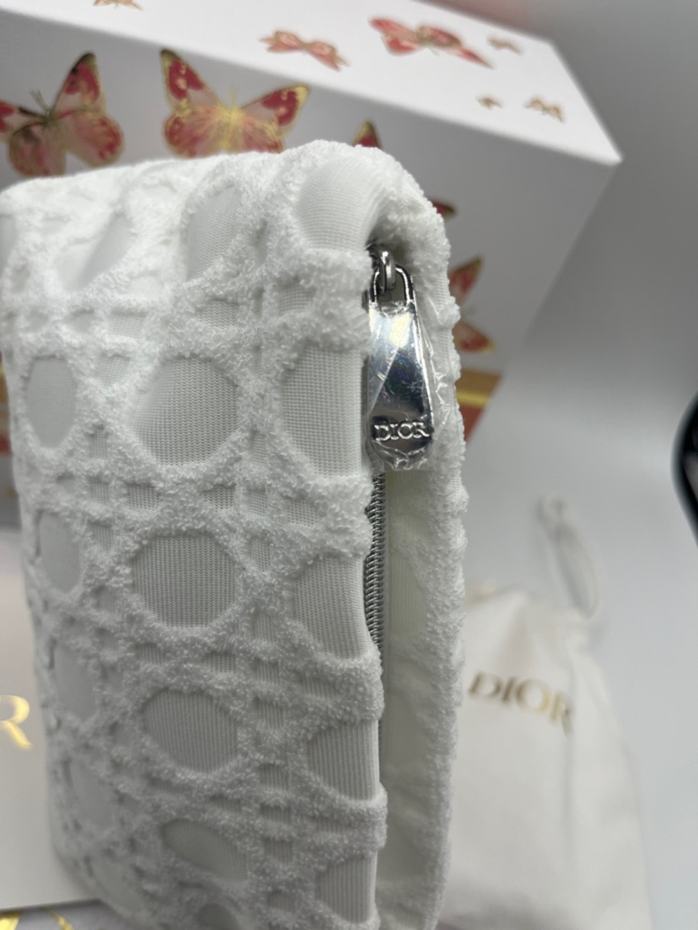 Dior Toiletries and Cosmetic Pouch Box Pouch Samples and Shopping Bag - Picture 7 of 11